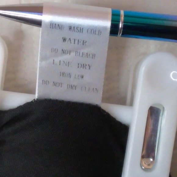 FAVLUX Flowy Sheer Lace Skirt W/ built in shorts! Small - Picture 4 of 13